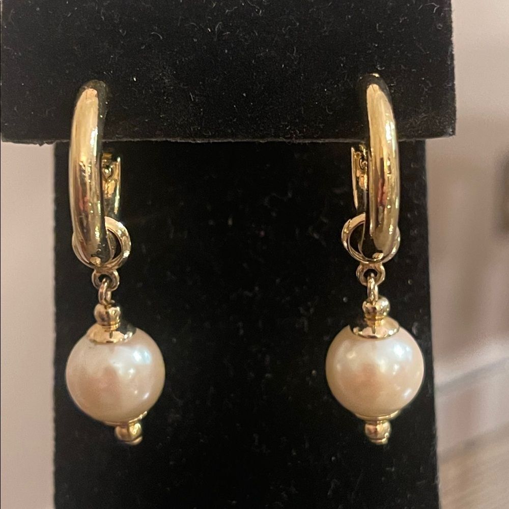 Vintage Gold-tone Hoops with Faux Pearl Charms- Drops - Picture 5 of 16